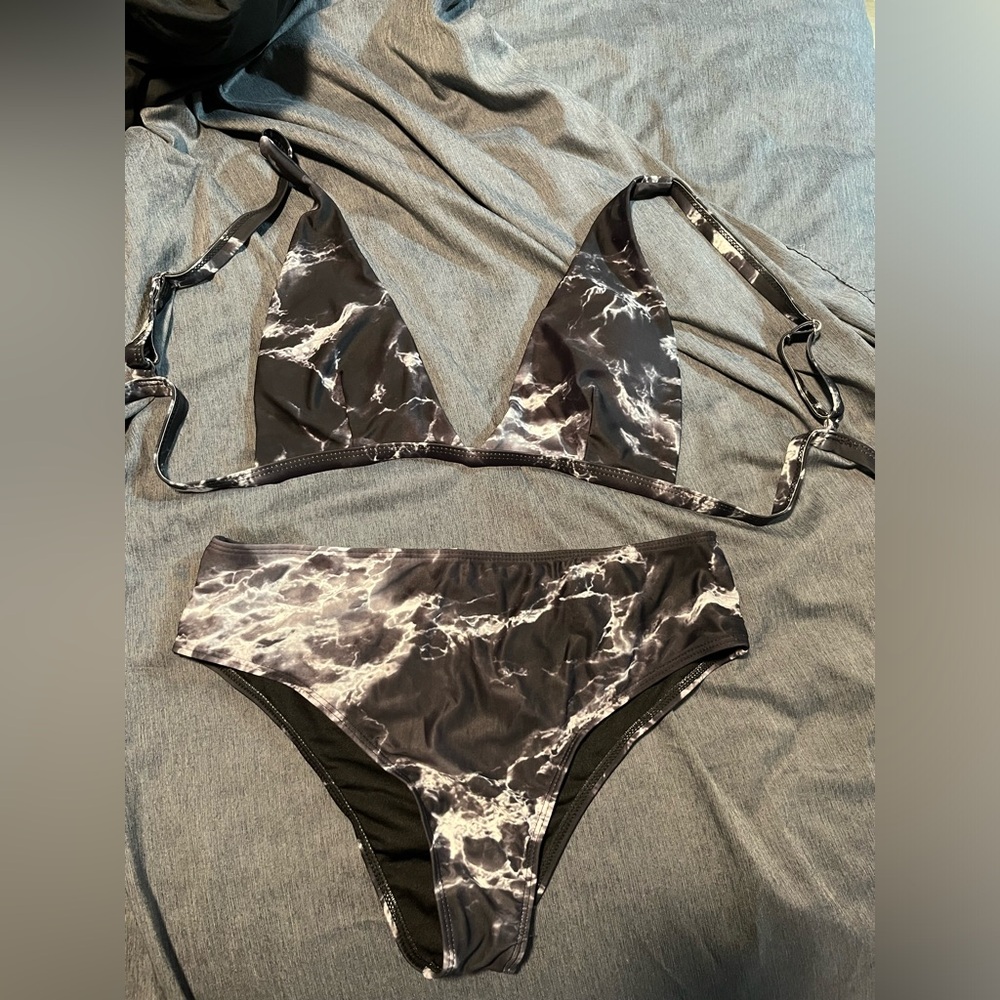 Smoke design swimsuit